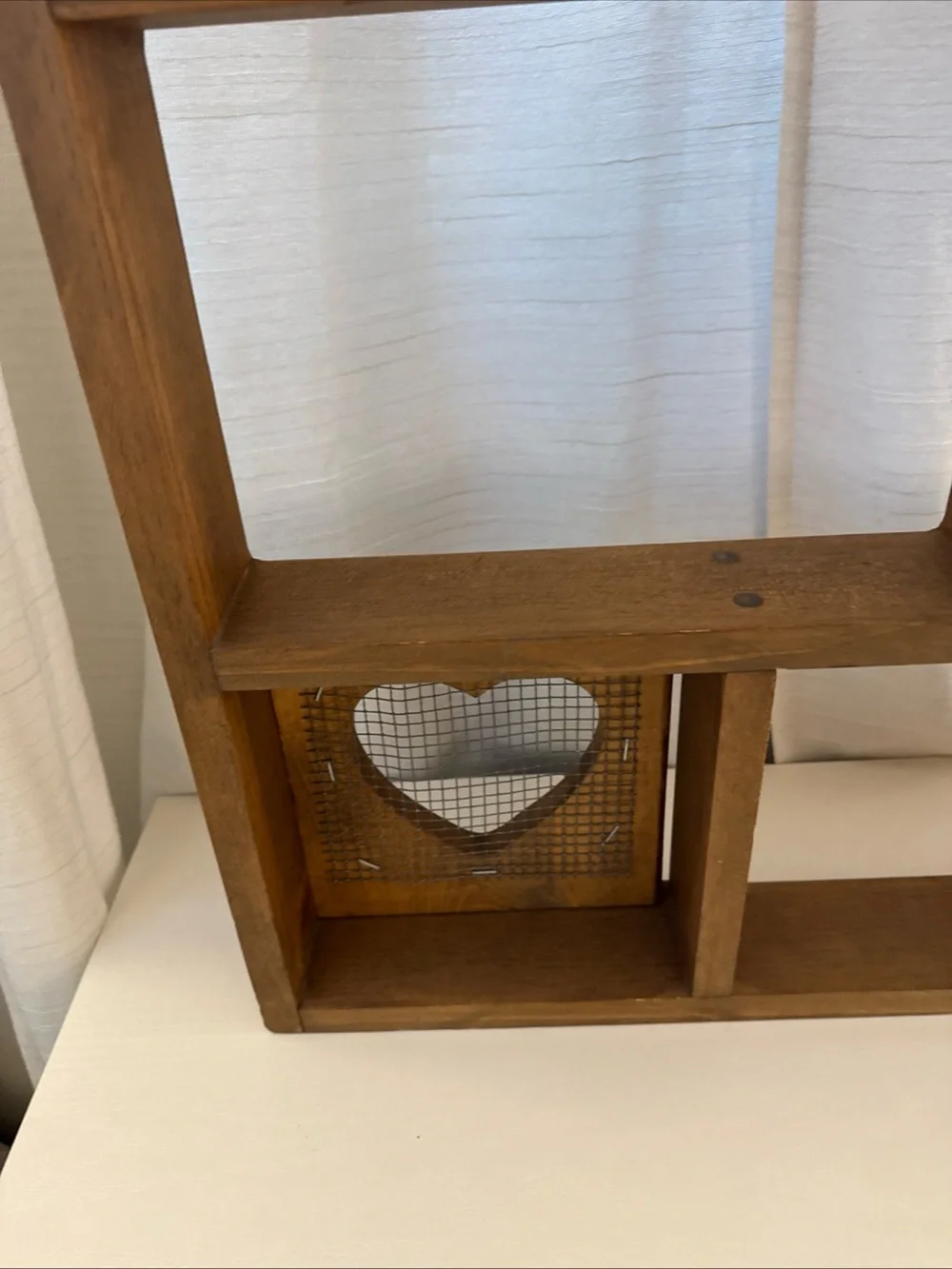 Rustic Heart Wall Shelf - Brown